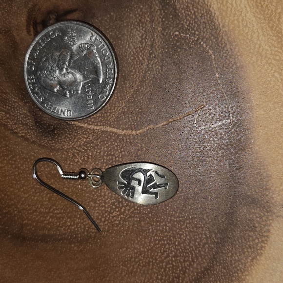 Vintage Kokopelli earrings - Picture 3 of 3